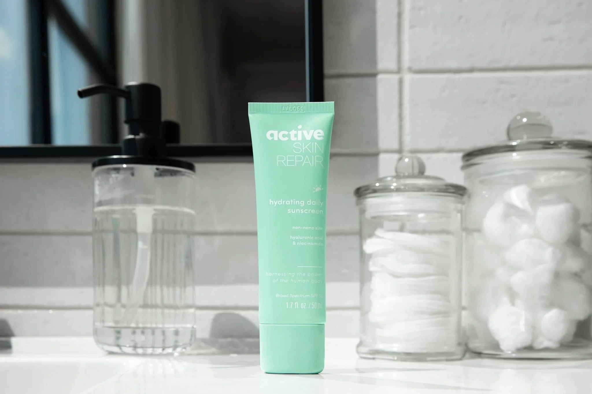 Hydrating Daily Sunscreen non-greasy